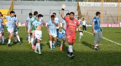 Foto de la galería: Cruce redondo: el Colectivero sumó de a tres y dejó sin invicto al puntero en el Federal A