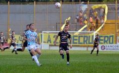 Foto de la galería: Cruce redondo: el Colectivero sumó de a tres y dejó sin invicto al puntero en el Federal A