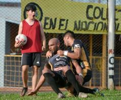 Foto de la galería: Cruce redondo: el Colectivero sumó de a tres y dejó sin invicto al puntero en el Federal A