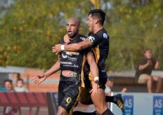 Foto de la galería: Cruce redondo: el Colectivero sumó de a tres y dejó sin invicto al puntero en el Federal A