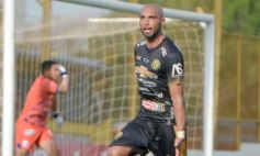 Foto de la galería: Cruce redondo: el Colectivero sumó de a tres y dejó sin invicto al puntero en el Federal A