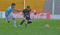 Foto de la galería: Cruce redondo: el Colectivero sumó de a tres y dejó sin invicto al puntero en el Federal A