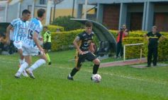 Foto de la galería: Cruce redondo: el Colectivero sumó de a tres y dejó sin invicto al puntero en el Federal A