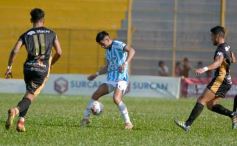 Foto de la galería: Cruce redondo: el Colectivero sumó de a tres y dejó sin invicto al puntero en el Federal A