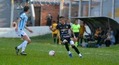 Foto de la galería: Cruce redondo: el Colectivero sumó de a tres y dejó sin invicto al puntero en el Federal A