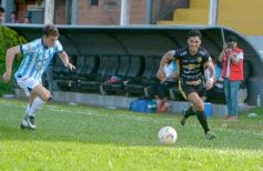 Foto de la galería: Cruce redondo: el Colectivero sumó de a tres y dejó sin invicto al puntero en el Federal A