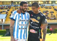 Foto de la galería: Cruce redondo: el Colectivero sumó de a tres y dejó sin invicto al puntero en el Federal A