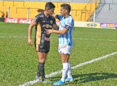 Foto de la galería: Cruce redondo: el Colectivero sumó de a tres y dejó sin invicto al puntero en el Federal A