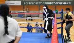 Foto de la galería: Velada de Boxeo: el festejo posadeño copó el ring en el "Finito"