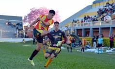 Foto de la galería: Federal A: después de otra caida en casa, el Colectivero renueva plantel