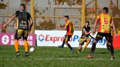 Foto de la galería: Federal A: después de otra caida en casa, el Colectivero renueva plantel