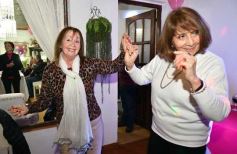 Foto de la galería: Reencuentro y mucho baile en el cumple de Lidia Brun