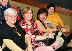 Foto de la galería: Teatro en el Montoya: la comedia prendió el encuentro posadeño