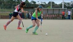 Foto de la galería: Corona, invicto y ascenso: Guaraní campeón del Regional B de Hockey