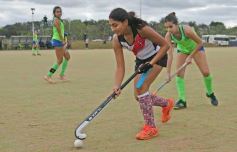 Foto de la galería: Corona, invicto y ascenso: Guaraní campeón del Regional B de Hockey