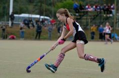 Foto de la galería: Corona, invicto y ascenso: Guaraní campeón del Regional B de Hockey
