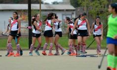 Foto de la galería: Corona, invicto y ascenso: Guaraní campeón del Regional B de Hockey