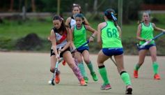 Foto de la galería: Corona, invicto y ascenso: Guaraní campeón del Regional B de Hockey