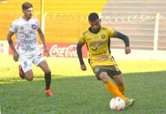 Foto de la galería: Federal A: sobre el final a Crucero le cambiaron triunfo por empate en Santa Inés