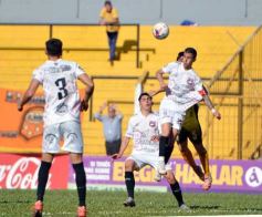 Foto de la galería: Federal A: sobre el final a Crucero le cambiaron triunfo por empate en Santa Inés