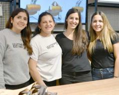 Foto de la galería: La gente volvió a salir, recorrer y disfrutar de la ciudad capital