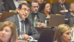 Foto de la galería: Sesión de Diputados: se aprobó la Medicina Tradicional dentro del sistema de Salud Público Misionero