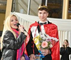 Foto de la galería: Estudiantina 2022: el Colegio del Carmen ya tiene a sus soberanos