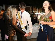 Foto de la galería: Estudiantina 2022: el Colegio del Carmen ya tiene a sus soberanos