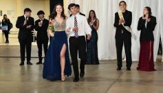 Foto de la galería: Estudiantina 2022: el Colegio del Carmen ya tiene a sus soberanos