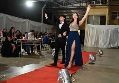 Foto de la galería: Estudiantina 2022: el Colegio del Carmen ya tiene a sus soberanos