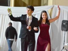 Foto de la galería: Estudiantina 2022: el Colegio del Carmen ya tiene a sus soberanos