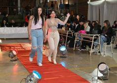 Foto de la galería: Estudiantina 2022: el Colegio del Carmen ya tiene a sus soberanos