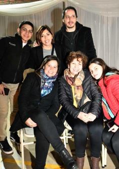 Foto de la galería: Estudiantina 2022: el Colegio del Carmen ya tiene a sus soberanos