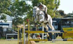 Foto de la galería: Torneo de Equitación: los saltos hípicos animaron otro domingo de salida familiar en Posadas