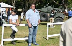 Foto de la galería: Torneo de Equitación: los saltos hípicos animaron otro domingo de salida familiar en Posadas