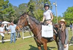 Foto de la galería: Torneo de Equitación: los saltos hípicos animaron otro domingo de salida familiar en Posadas