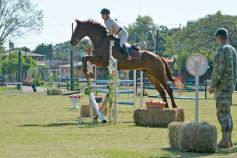 Foto de la galería: Torneo de Equitación: los saltos hípicos animaron otro domingo de salida familiar en Posadas