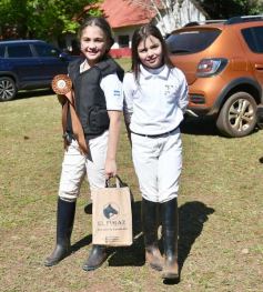 Foto de la galería: Torneo de Equitación: los saltos hípicos animaron otro domingo de salida familiar en Posadas