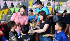 Foto de la galería: Con  un especial agasajo, el IPLyC celebró a los niños junto al Flaco Schiavi