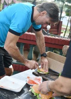 Foto de la galería: Con  un especial agasajo, el IPLyC celebró a los niños junto al Flaco Schiavi
