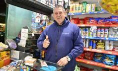 Foto de la galería: Hay equipo: con toque familiar, la gente amiga estuvo en las recorridas por Posadas