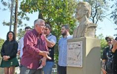 Foto de la galería: Alcibiades Alarcón: vecinos, artistas y autoridades pidieron por el respeto al acervo cultural misionero