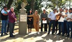 Foto de la galería: Alcibiades Alarcón: vecinos, artistas y autoridades pidieron por el respeto al acervo cultural misionero