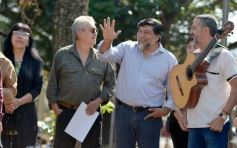 Foto de la galería: Alcibiades Alarcón: vecinos, artistas y autoridades pidieron por el respeto al acervo cultural misionero