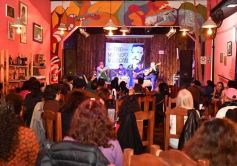 Foto de la galería: Noche de ronda de amigos y música popular en la Peña Misionero y Guaraní