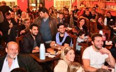 Foto de la galería: Noche de ronda de amigos y música popular en la Peña Misionero y Guaraní