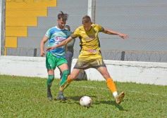Foto de la galería: Triunfo y respiro para el Colectivero que cortó la mala racha en el Federal A