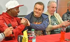 Foto de la galería: Convenio histórico: talento y fútbol misionero en las puertas del Bayern