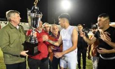 Foto de la galería: Guaraní se quedó con la finalísima y gritó campeón en Villa Sarita