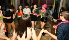 Foto de la galería: Reina de la noche: fiesta y diversión en los 15 años de Daniela Saiman